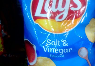 LAYS SALT VINEGAR