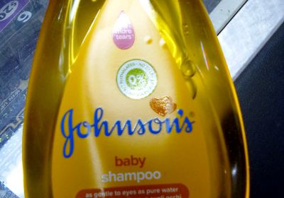 Johnsons shampoo