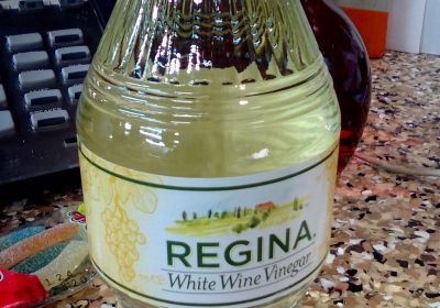 REGINA WHITE WINE VIN